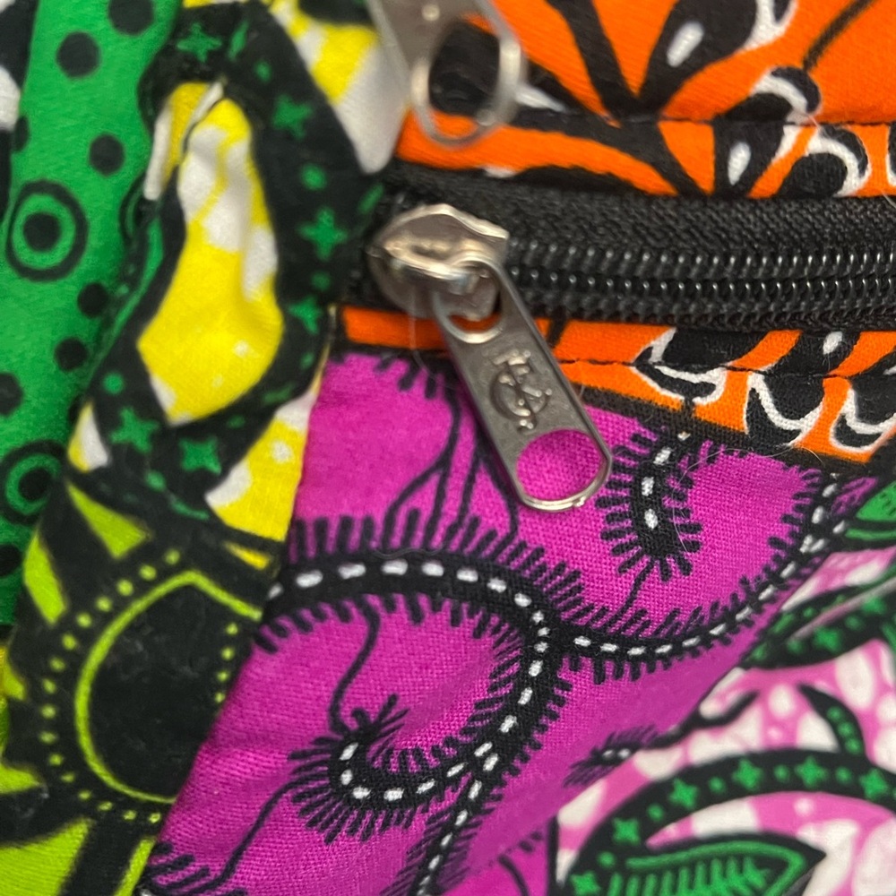 Vibrant Multicolor Floral Patchwork Backpack - Qu… - image 2